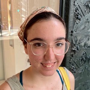 Meet your Posher, Emma